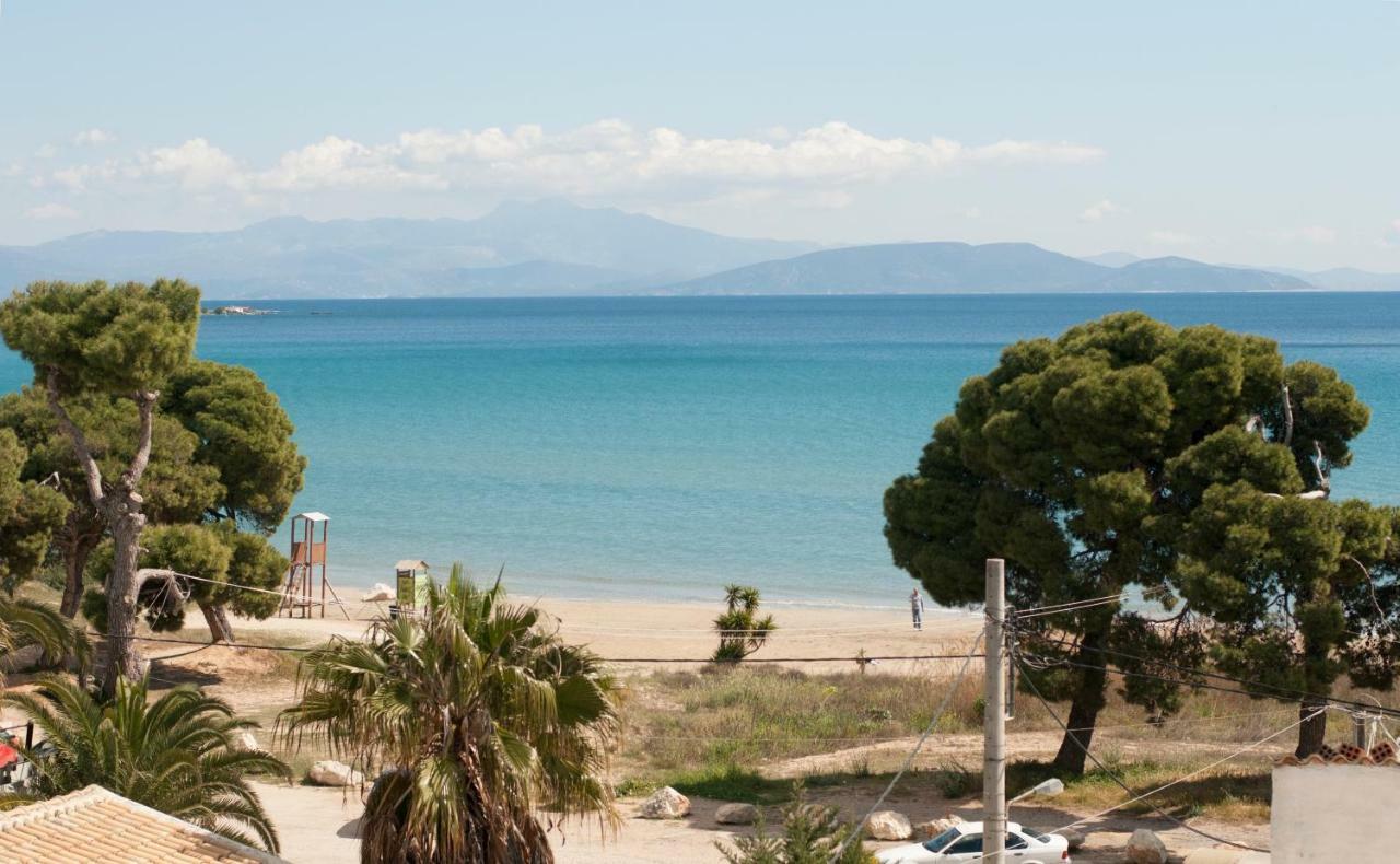 Royal Artemis Beach, Athens, Airport Экстерьер фото